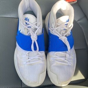 Duke PEs Kyries